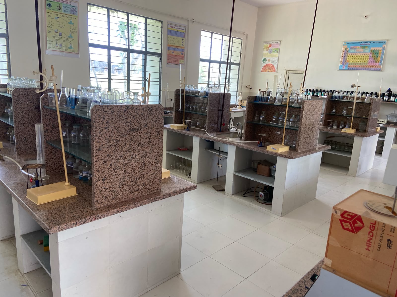 CHEMISTRY LAB